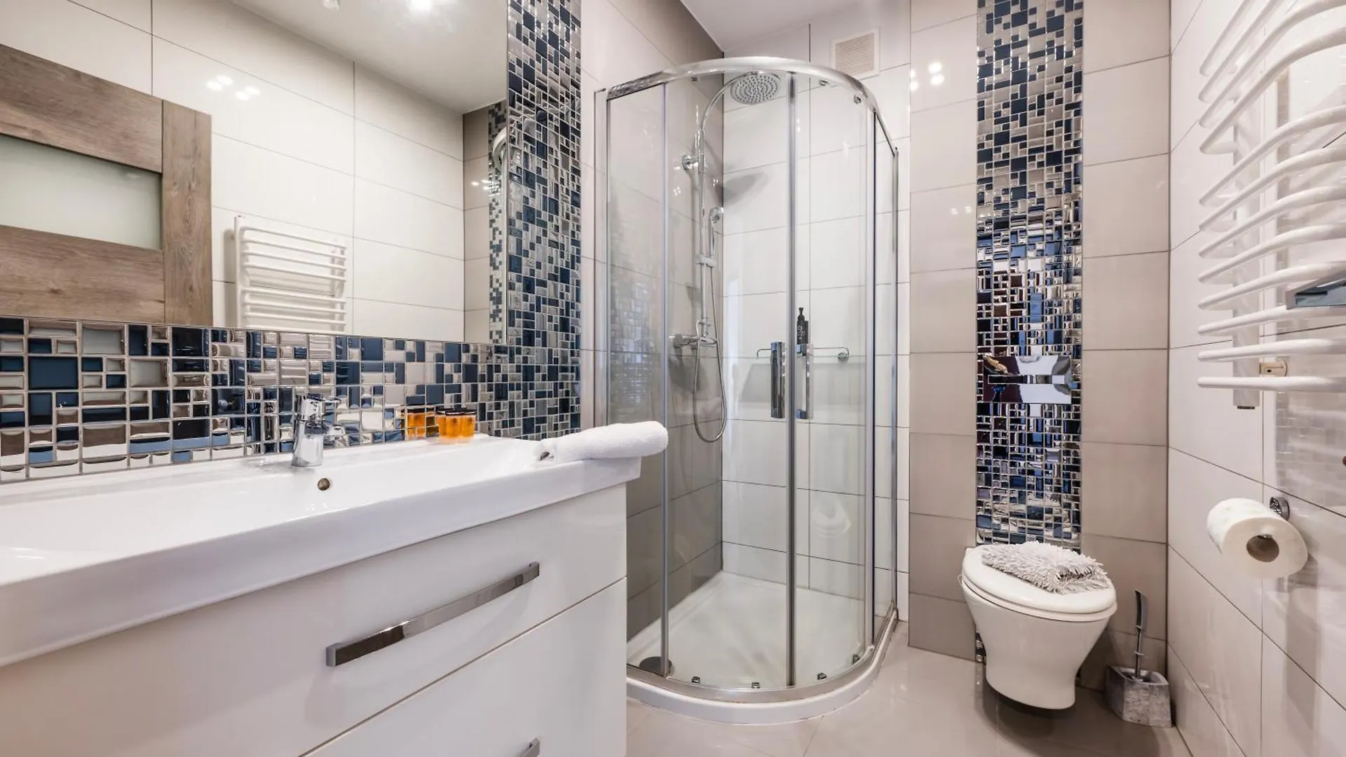 Perugia Moxy Cracow Parking Gratis Apartment Krakow